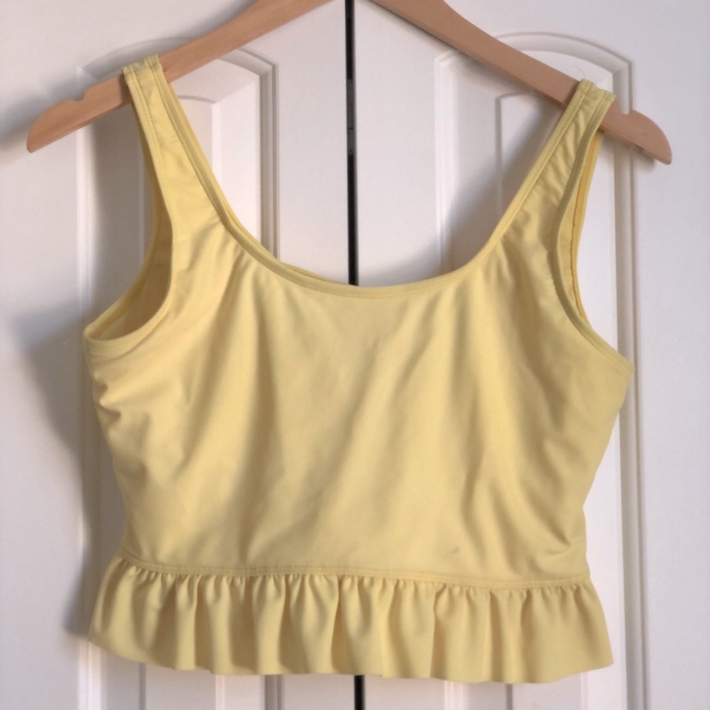 Ruffled tankini swimsuit